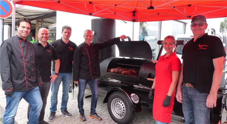 Zu den kulinarischen Highlights zählten die Leckereien aus dem Smoker der Kreissparkasse Mayen.