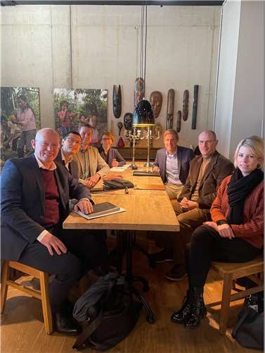 Zu einem Austausch zum Thema „Zukunft des Gymnasiums Nonnenwerth“ trafen sich kürzlich VertreterInnen der SPD aus dem Kreis Ahrweiler und dem Kreis Neuwied mit Elternvertretern und dem Verein „Nonnenwerth retten e.V.“.Foto: privat