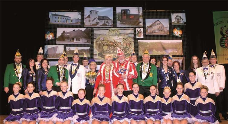 Zu einem Heimspiel war Zuckerklümpchen Elfi I. mit Prinz Horst I. aus Windhagen angereist.DL