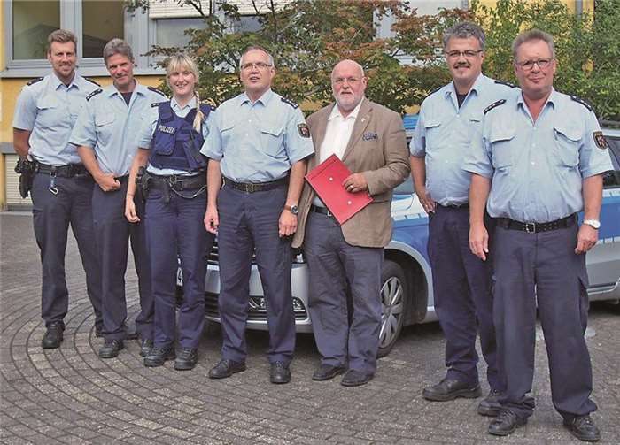 Zu einem Informationsbesuch traf der SPD-Landtagsabgeordnete Dieter Klöckner mit den Bediensteten der Polizeiinspektion Bendorf zusammen. privat
