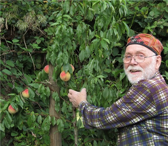 Zu einer Jubiläumsfeier lädt der Hüttenwirt Werner Schäfer ein.privat