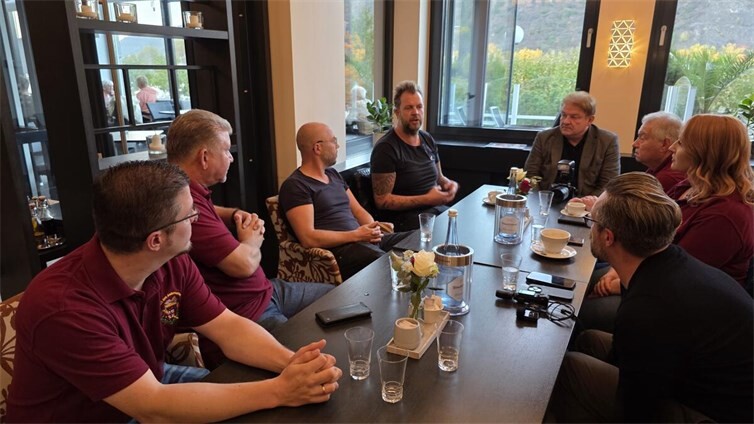 Zu einer Pressekonferenz kamen die Verantwortlichen im Parkhotel zusammen.