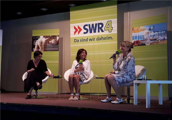 Zu einer kurzweiligen Veranstaltung hatten SWR4 und die LandFrauen Neuwied eingeladen.  privat