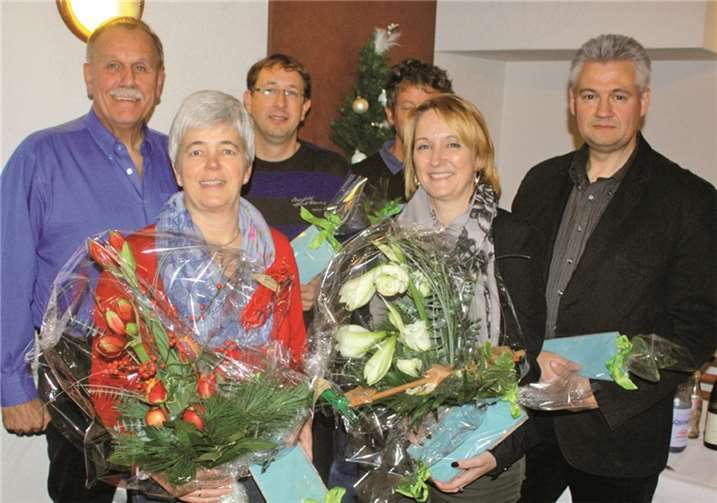 Zubersichtlich bis strahlend zeigte sich das kommissarische Führungssextett nach dem Vorschlag von Dieter Wallek.DL