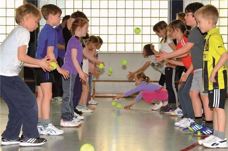 Zuerst wurde das Ballgefühl geübt… Privat