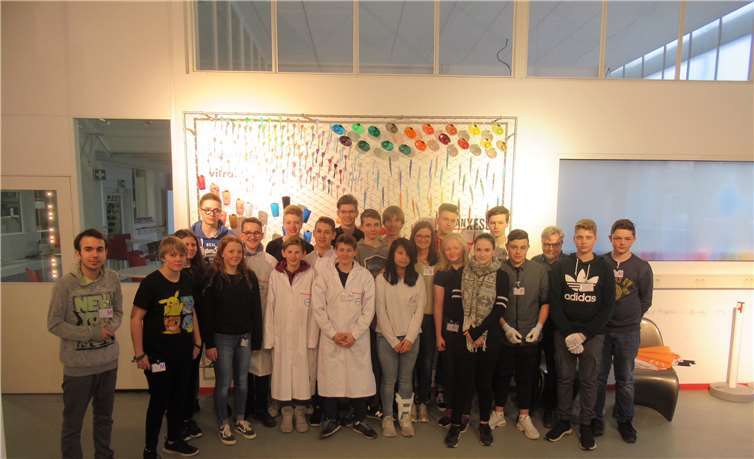 Zufrieden, aber auch erschöpft blicken die Schülerinnen und Schüler der Realschule Boeselager auf ihr gemeinsames Projekt zurück. privat