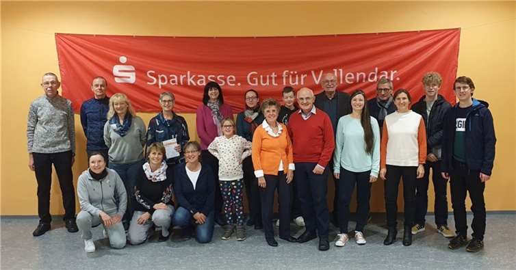 Zufriedene und stolze Sportler bei der Verleihung des Sportabzeichens.  Fotos: AC Mallendar
