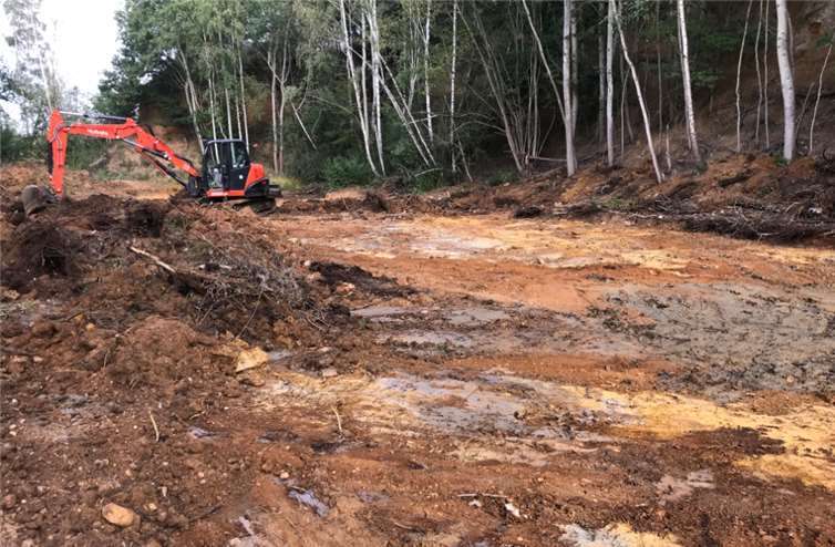 Zuletzt fanden Baggerarbeiten für die Wiederherstellung der „Dünstekovener Teiche“ statt. Foto: privat