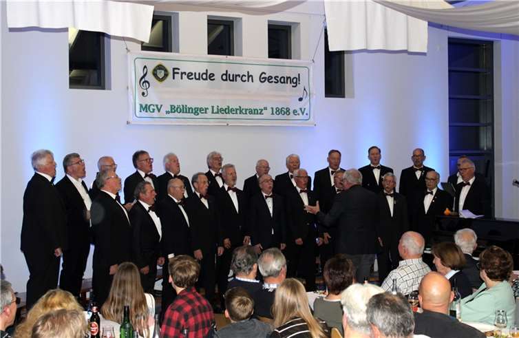 Zum 155-jährigen Jubiläum gab der „Bölinger Liederkanz“ ein großes Jubiläumskonzert.  Fotos: DU