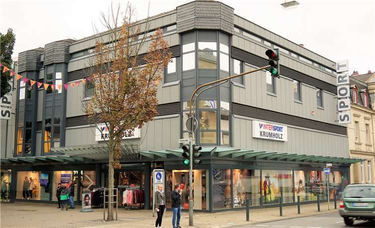Zum 30.06.2020 schließt Intersport Krumholz sein Stammgeschäft in der der Neuwieder Mittelstraße . Fotos:FF