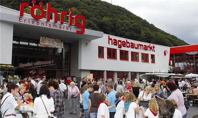 Zum 75-jährigen Firmenjubiläum gibt es wieder einen röhrig-Familien-Sonntag.privat