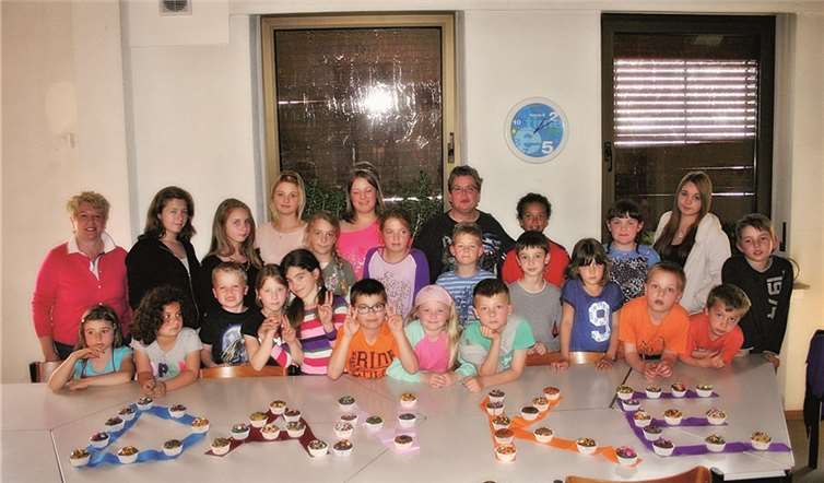 Zum Abschluss der Kreativtage wurden Muffins gebacken, kunstvoll verziert und natürlich auch verzehrt. RÜ