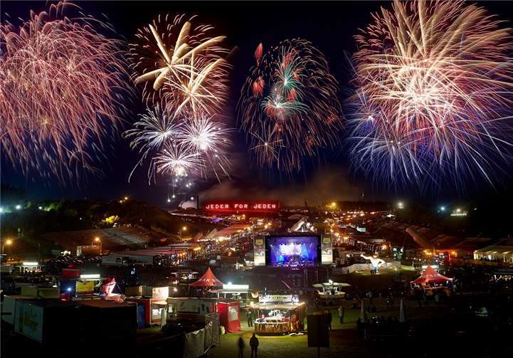 Zum Abschluss der Veranstaltung wird es wieder ein bezauberndes Feuerwerk geben. ADAC Mittelrhein