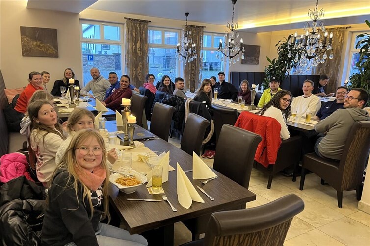 Zum Abschluss kehrten die Wanderer in die Pizzeria Vulcana in Münstermaifeld ein.