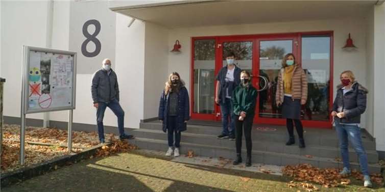 Zum Abschluss wurde noch ein Foto von den beteiligten Personen dieses kleinen Projekts gemacht. Fotos: privat