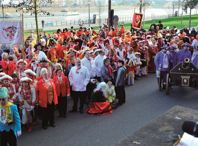 Zum Angriff formiert hatten sich die närrischen Streitkräfte.HEP
