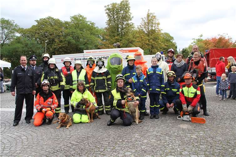 Zum Erlebnistag rund um das Kreishaus hatten die Rettungskräfte eingeladen.