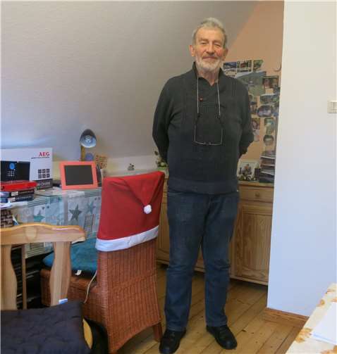 Ewalds schwerer Weg Zum Interview lädt Caspari BLICKaktuell zu sich jach Hause ein.Foto: WR