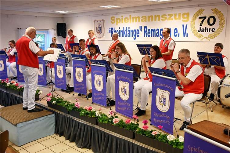 Zum Jubiläum begeisterten die Rheinklänge bei ihrem Konzert.  Fotos: RASCH