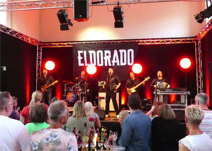 Zum „Kölsche Owend“ im Cochemer Kapuzinerkloster sorgte unter anderem die Formation „Eldorado“ für allerbeste Stimmung. Fotos: TE