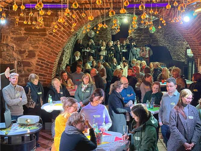 Zum Neujahrsempfang hatte BILA-Sinzig in den Barbarossakeller in Sinzig eingeladen. Foto: Reiner Friedsam