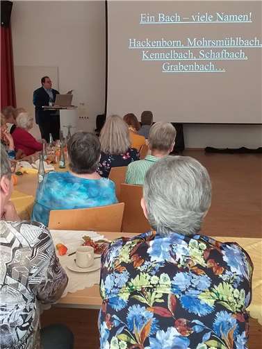 Zum Thema „Verborgenes Andernach - Bäche im Untergrund“ lud das Seniorenteam Maria Himmelfahrt Dr. Kai Seebert, Direktor des Andernacher Museums, als Referenten ein. Foto: privat