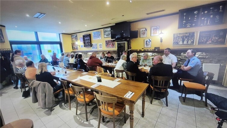 Zum Verzehr des traditionellen „Andernacher Nationalgerichts“ hatte der Schöffenstuhl um Amtmann Carsten Umbscheiden geladen. Foto: privat