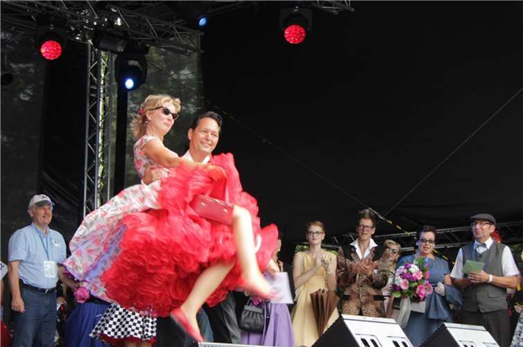 Zum am originalsten gekleideten Paar der Rheinbach Classics 2016 wurden Petra und Christian Klee aus Bad Honnef gewählt.