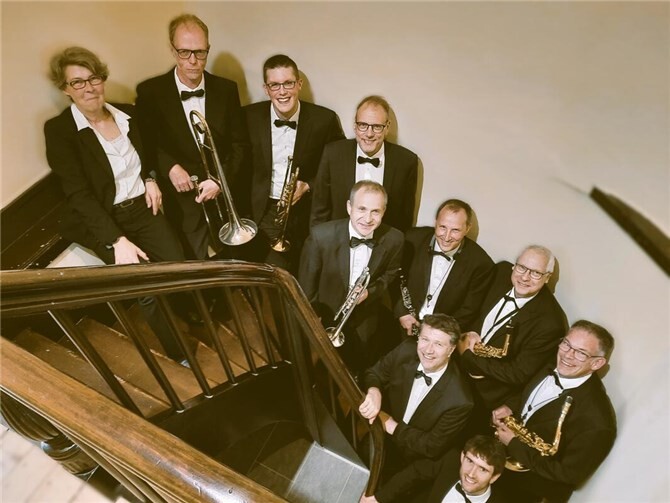 Zum ersten Mal eröffnet das „Jubilee Ballroom Orchestra“ am Sonntag, 4. Januar 2026, um 17:00 Uhr das neue Jahr mit einem unterhaltsamen und zugleich anspruchsvollen Programm in der festlich geschmückten Mittelrheinhalle Andernach. Foto: privat