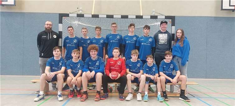 Zum ersten Mal in dieser Saison konnte die männliche B-Jugend der SG Ollheim-Straßfeld vergangenen Sonntag in der frisch renovierten Halle am Höhenring in Heimerzheim antreten. Foto: privat