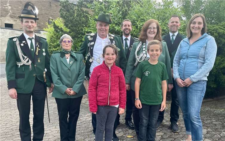 Zum ersten Mal konnten auch die Bambinischützen, im Alter von 6 – 12 Jahren, ihr Können unter Beweis stellen.  Foto: privat