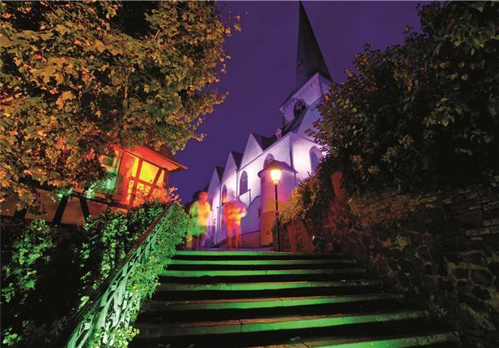 Zum fünften Mal setzt „Linz leuchtet“ die Sehenswürdigkeiten der Bunten Stadt gekonnt in Szene. Creative Picture