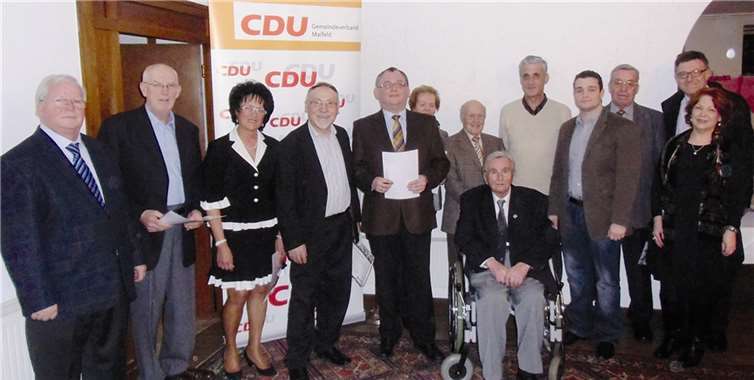 Zum traditionellen Heringsessen trafen sich die Mitglieder der CDU Ochtendung. privat