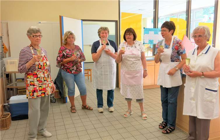 Zur Begrüßung gab es erst einmal ein erfrischendes Getränk.  Privat