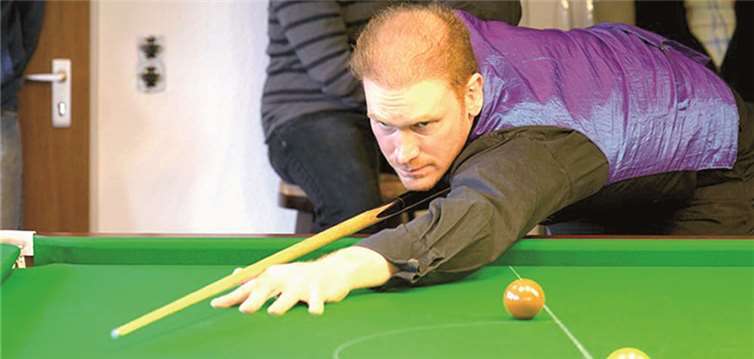 Zur Einweihung der neuen Clubräume in Vallendar war auch der mehrfach Deutsche Meister Sascha Lippe angereist.