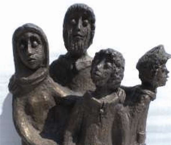 Zur Enthüllung und Segnung der Skulptur „Abschied - Les Adieux“ am 17. Mai werden mehr als 250 Rheinbacher Bürgerinnen und Bürger nach Verdun reisen.