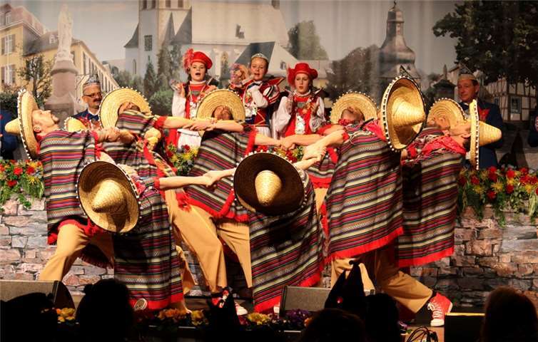 Zur Fiesta Mexicana luden die „Flying Dancer“ die Jecken ein