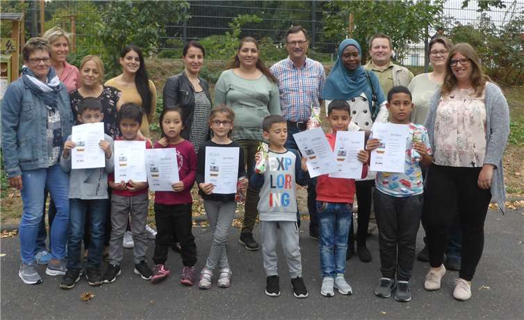 Zur Förderung der Sprachkompetenz erhielten einige Kinder eine Einführung in ihrer künftigen Grundschule. Stadt Neuwied