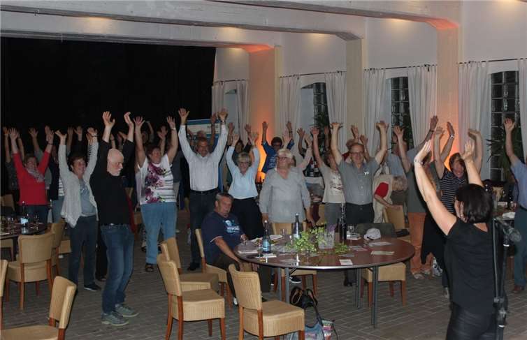 Zur Informationsveranstaltung „Lebendige Dörfer“ kamen viele Interessenten und die Halle Paulys war gut gefüllt. Privat