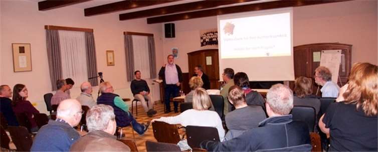 Zur Informationsveranstaltung wurde kürzlich ins Pfarrheim eingeladen. Foto: privat