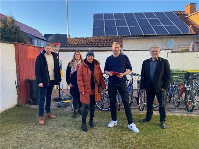Zur letzten Spendenübergabe vor Weihnachten war der Bundestagsabgeordnete Christian Petry, Generalsekretär der SPD im Saarland, angereist.Foto: SPD