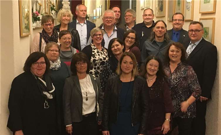 Zusammen feierten die Mitarbeiter die lange Zusammenarbeit. Foto: privat