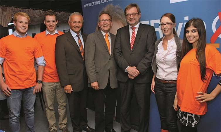 Zusammen mit dem Team der JU (v. l.): Achim Hallerbach (Kreisbeigeordneter Neuwied), Erwin Rüddel (MdB), Jürgen Becker (Staatssekretär) und Ellen Demuth (MdL). privat