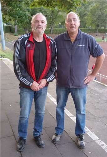 Zuversicht vor dem Spiel: U. Feilzer und Co Trainer KH. Metzen Privat