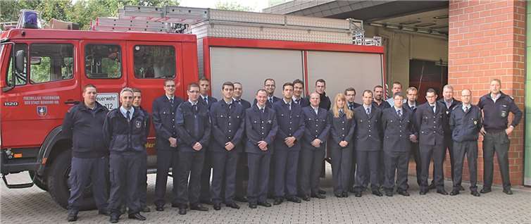 Zwanzig Teilnehmer aus der Verbandsgemeinde Vallendar und der Stadt Bendorf absolvierten die Ausbildung zum Truppführer bei der Feuerwehr.  Frank Lohrum