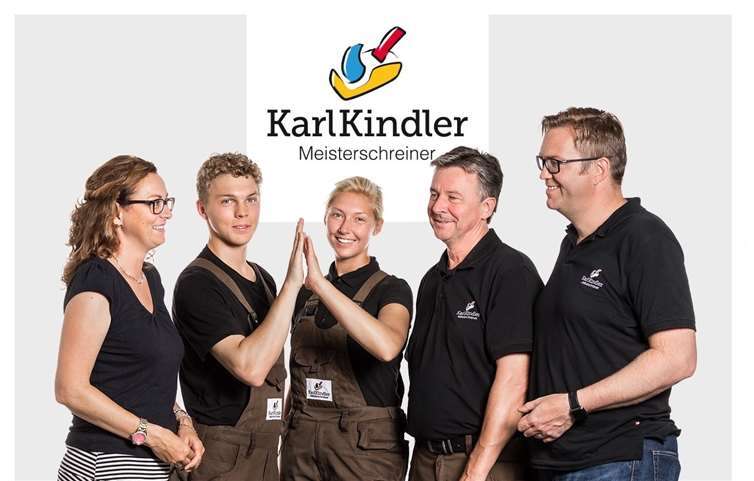 Zwei Auszubildende starten jetzt in der Schreinerei Kindler ihren beruflichen Lebensweg.Privat