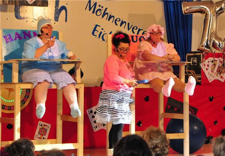 Zwei Babys: Renate Zeller (links), Bianca Hilt (Mitte), Monika Müller (rechts).