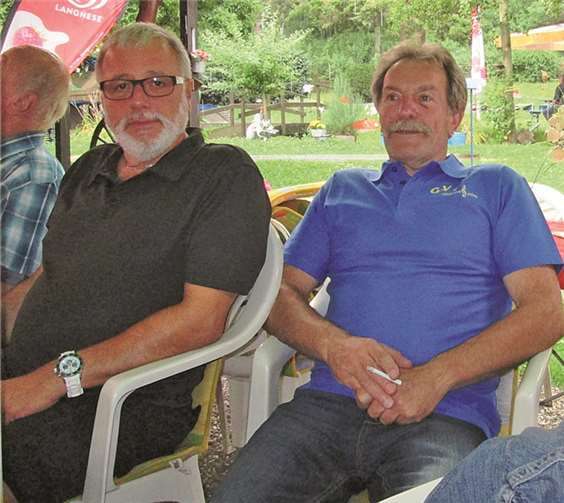 Zwei Bässe unter sich: Jochen und Bernd.