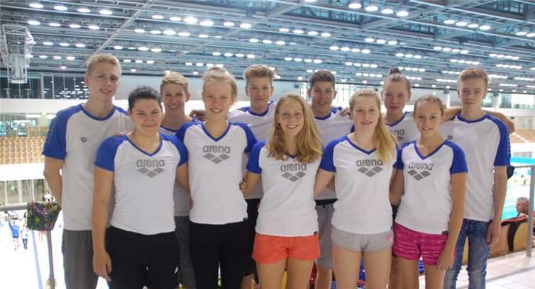 Zwei Bronzemedaillen gab es für Theresa Hoffmann, eine für Ivana Janssen bei den DJM in Berlin. SG Wago