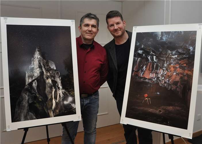 Zwei „Fotozauberer“ in der Dunkelheit (v.l.) Olaf Kaul und Marc Hillesheim.